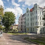 Ester Apartment