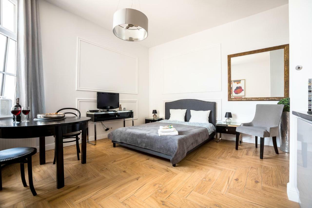 Apartment Ester *